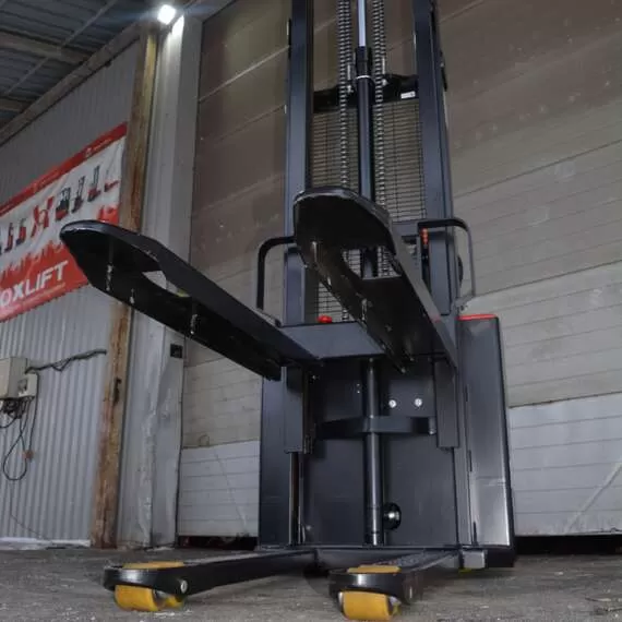 OXLIFT AX 1230H 3000 Мм 1200 Кг Самоходный Штабелер в Нижнем Новгороде купить по выгодной цене 100kwatt.ru